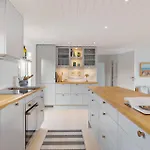 3 Bedroom In * 古兹耶姆