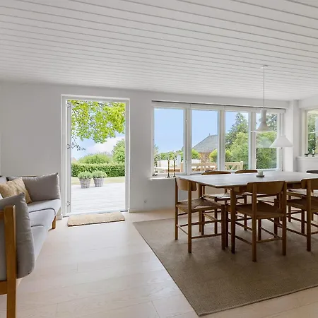 3 Bedroom In Gudhjem
