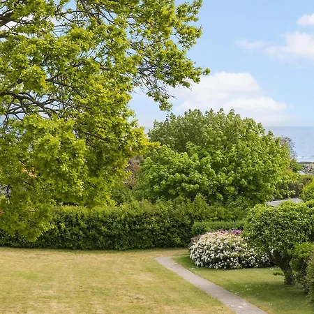 Gorgeous In With Wifi Holiday home