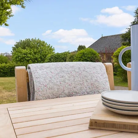 Gorgeous In With Wifi Holiday home Gudhjem
